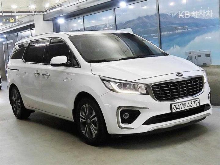 Kia Carnival 2.2 Diesel Luxury