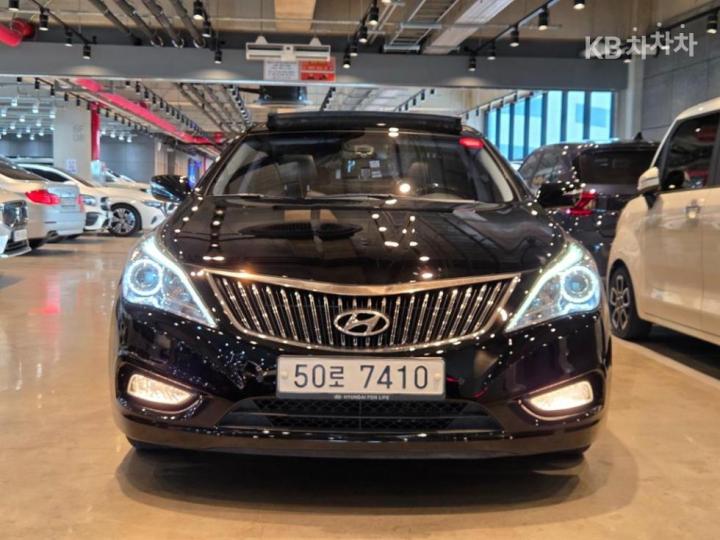 Hyundai Grandeur HG LPG HG300 Prime 3