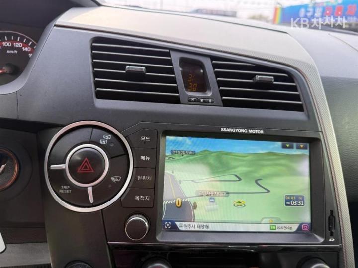 KG Mobility (Ssangyong) Korando Sport CX7 4WD Fashion 9