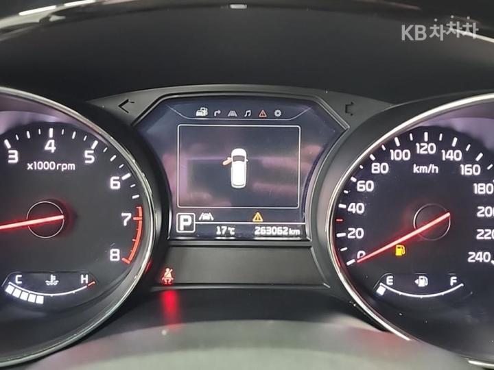 Kia Carnival 3.3 Gasoline Limousine President 7