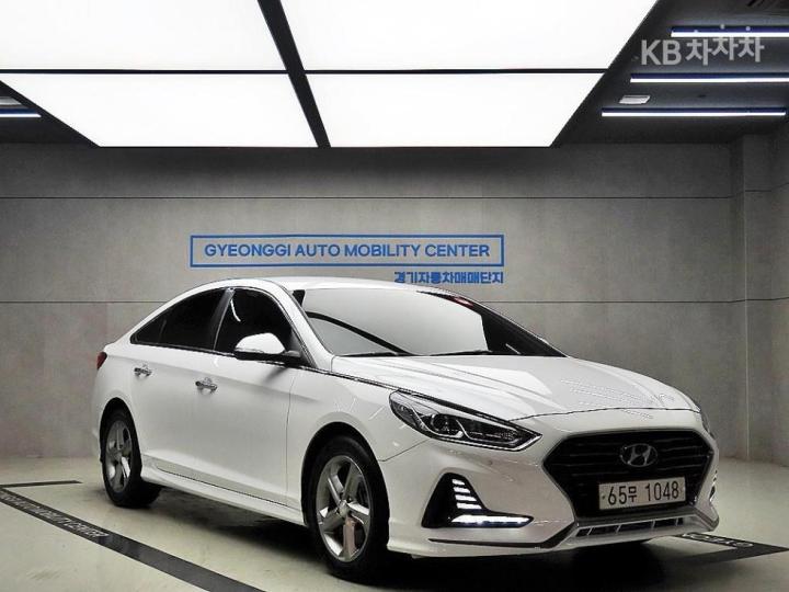 Hyundai Sonata New Rise 2.0 Modern 2