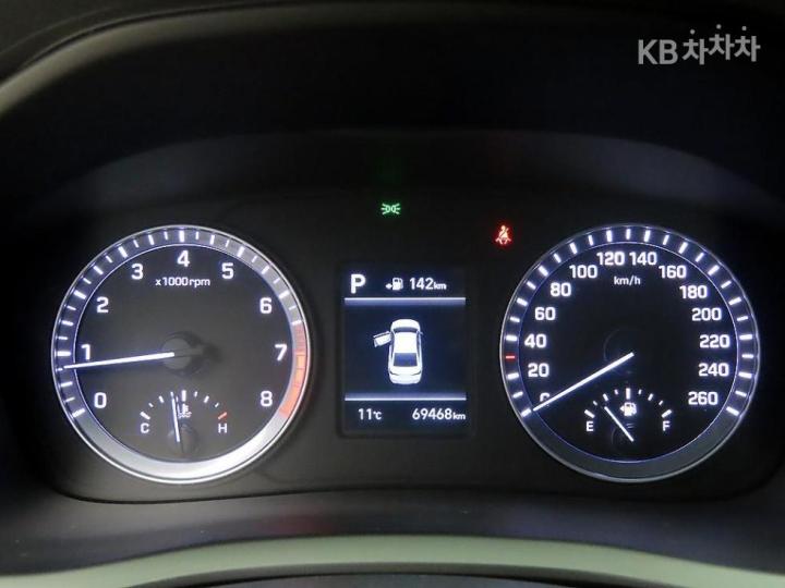 Hyundai Sonata New Rise 2.0 Modern 9