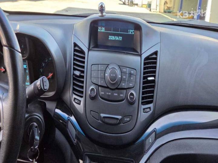 Chevrolet Orlando LTZ Premium 10