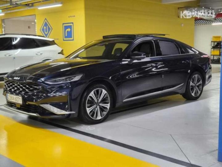 Kia K8 Hybrid 1.6 Turbo Signature 3