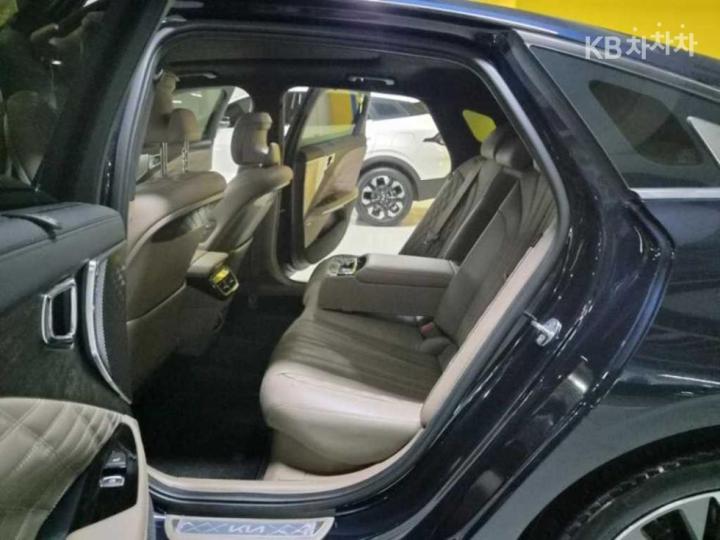 Kia K8 Hybrid 1.6 Turbo Signature 9