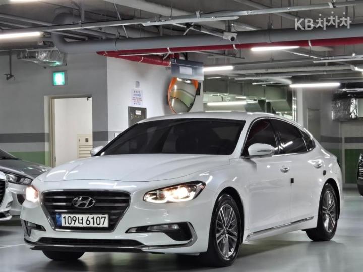 Hyundai Grandeur IG 3.0 LPi Modern Base Type