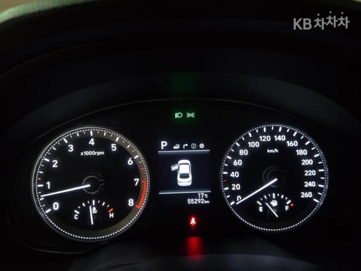 Hyundai Grandeur IG 3.0 LPi Modern Base Type 10