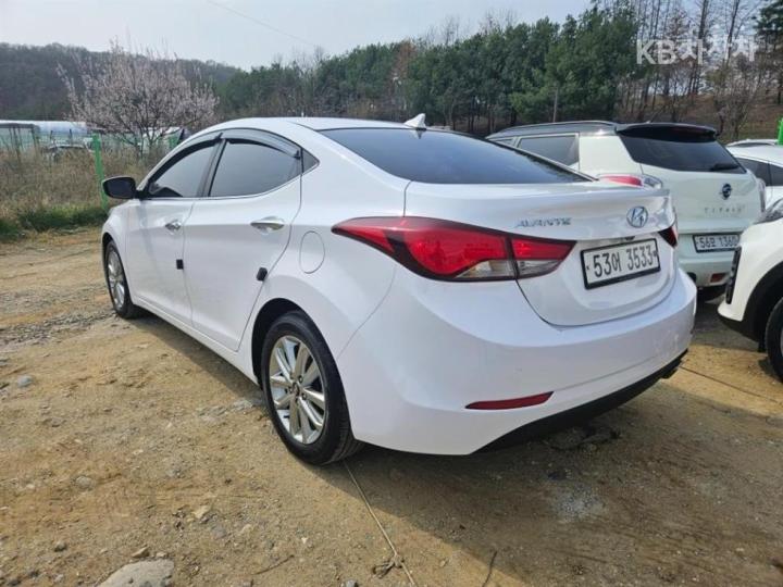 Hyundai Avante 1.6 GDi Modern Base Type 5