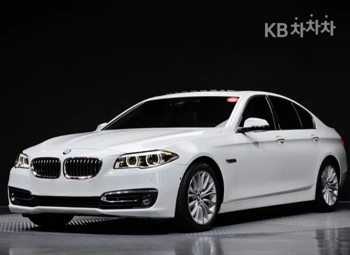 BMW 5 Series New 528i Luxury Plus F10 2010-2016