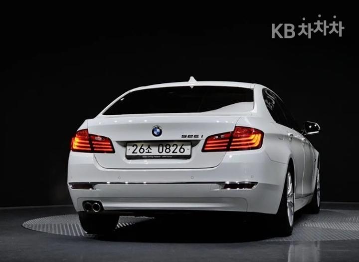 BMW 5 Series New 528i Luxury Plus F10 2010-2016 5