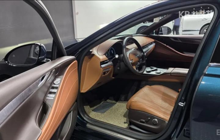 Genesis G80 RG3 2.5 T-GDi AWD 10