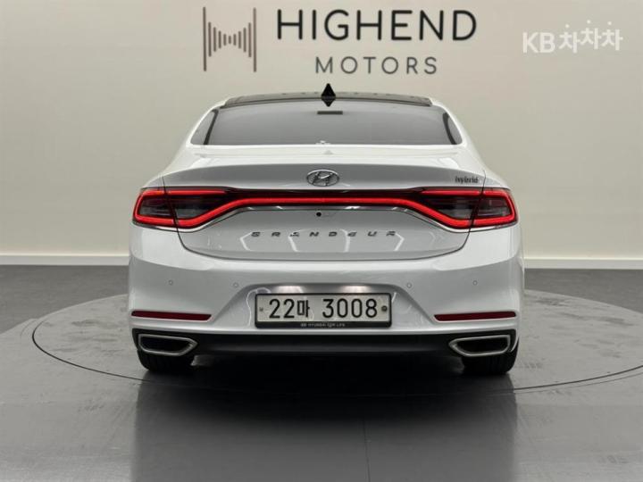 Hyundai Grandeur IG Hybrid Exclusive Special 4