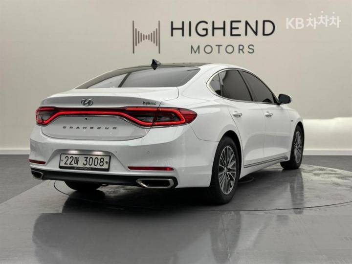 Hyundai Grandeur IG Hybrid Exclusive Special 5
