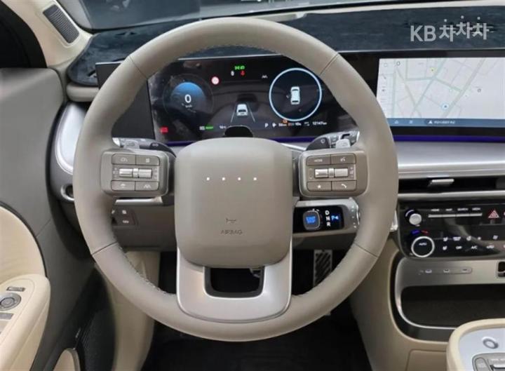 Hyundai IONIQ 9 EX Long Range 2WD Prestige 8