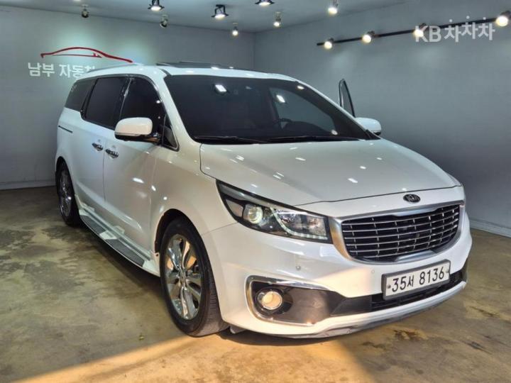 Kia Carnival 2.2 Diesel Limousine President