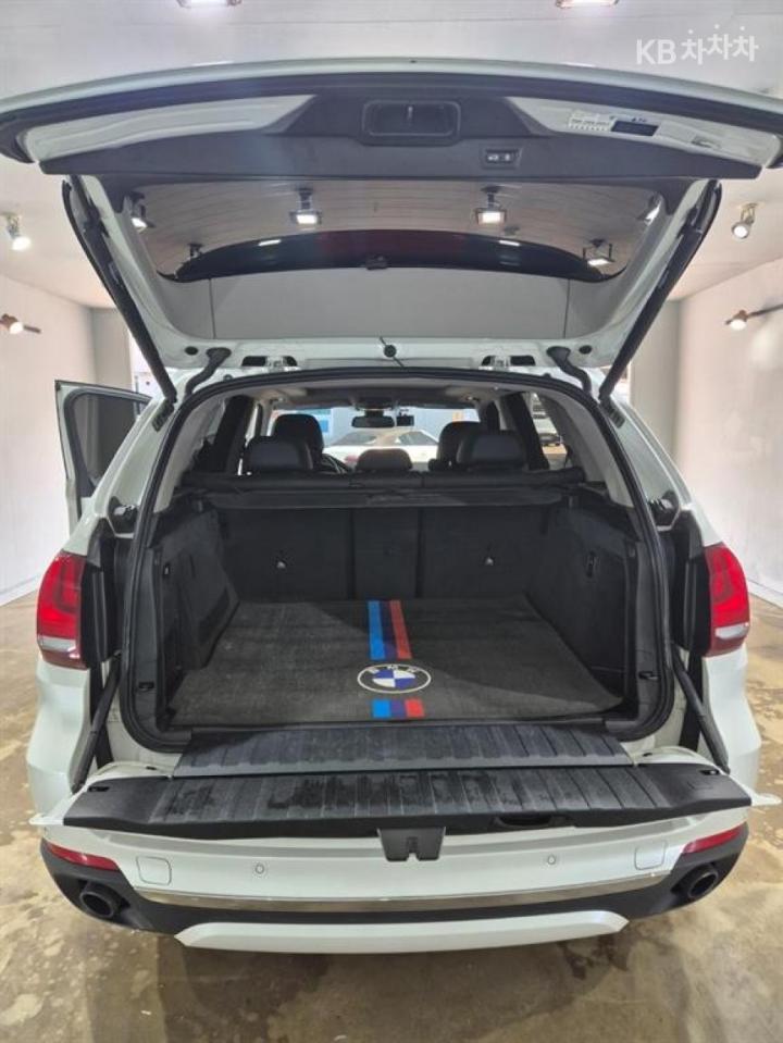 BMW X5 F15 xDrive 30d Base Type 9