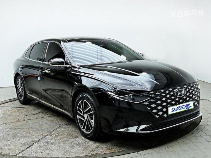 Hyundai Grandeur LPi 3.0 Modern 3