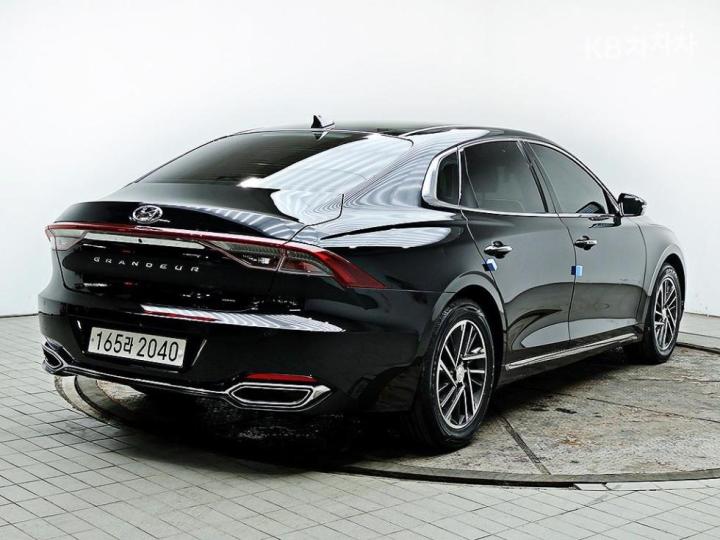 Hyundai Grandeur LPi 3.0 Modern 5