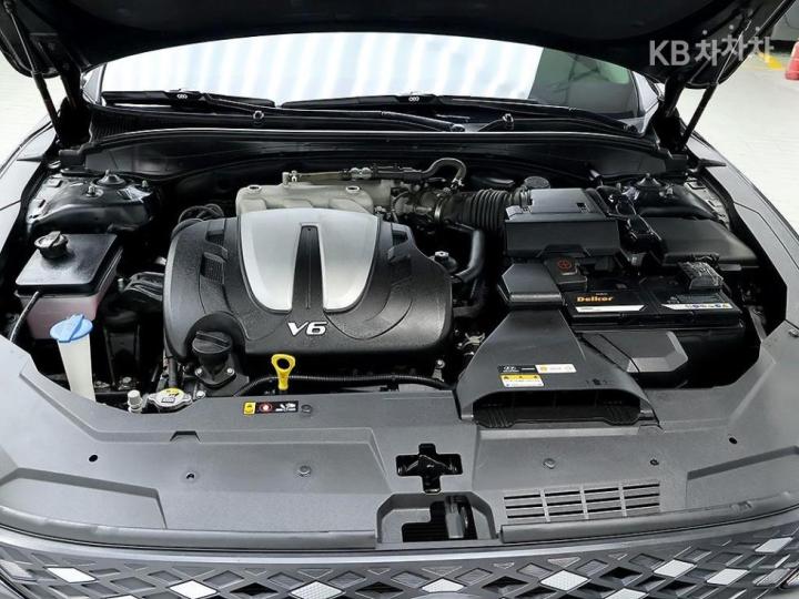 Hyundai Grandeur LPi 3.0 Modern 8