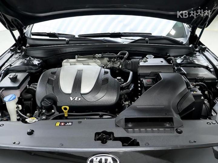 Kia K7 Premier 3.0 LPi Trendy 8