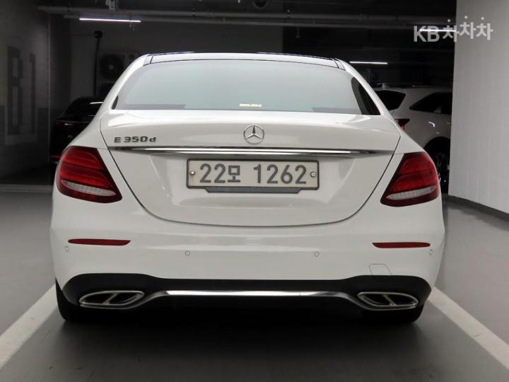 Mercedes-Benz E-Class W213 E350d 4