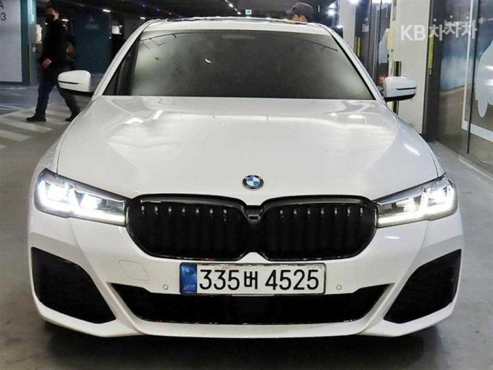 BMW 5 Series G30 530i M Sport 3