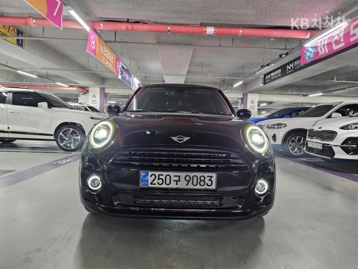 Mini Cooper 3 Duo 1.5 High Trim 4