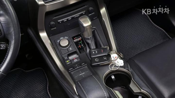 Lexus NX 200T Supreme 10