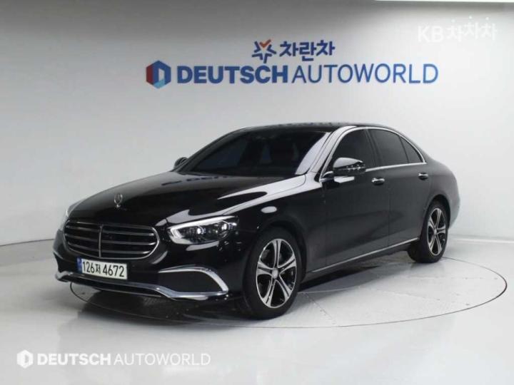 Mercedes-Benz E-Class W213 E250 Exclusive 2
