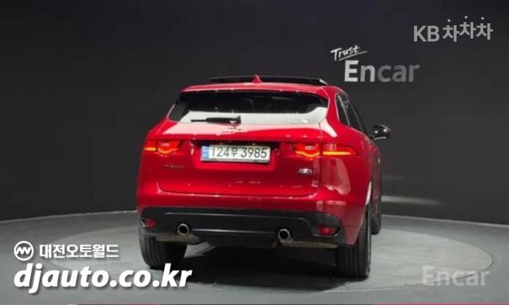 Jaguar F-PACE 35t R-SPORT 4