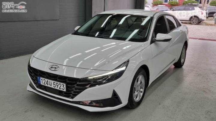 Hyundai Avante CN7 1.6 Gasoline Modern