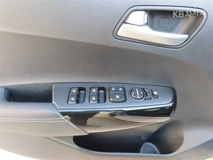 Kia Morning JA Prestige 8