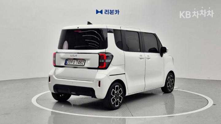 Kia Ray 1.0 Gasoline Signature 5