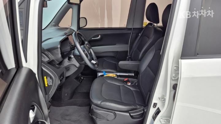 Kia Ray 1.0 Gasoline Signature 8