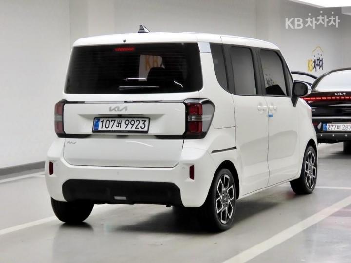 Kia Ray 1.0 Gasoline Signature 4