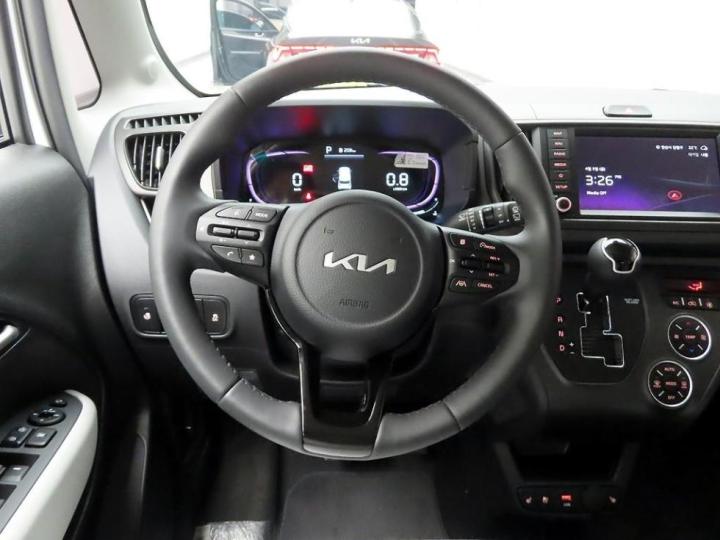 Kia Ray 1.0 Gasoline Signature 9
