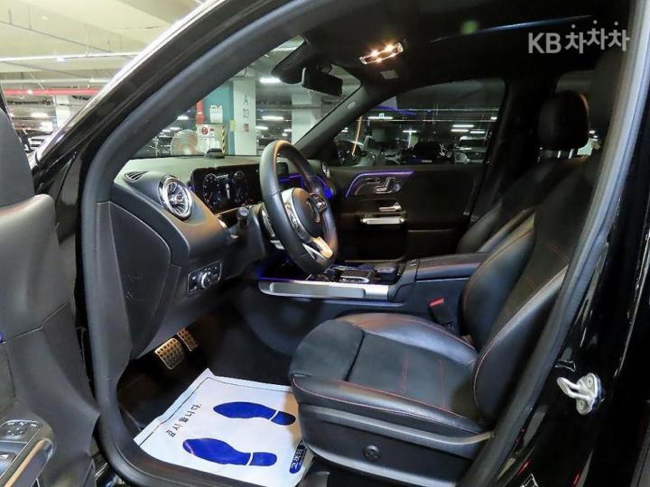 Mercedes-Benz GLB-Class X247 GLB250 4Matic 7