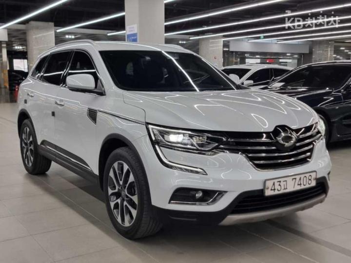 Renault QM6 2.0 2WD RE Signature 3