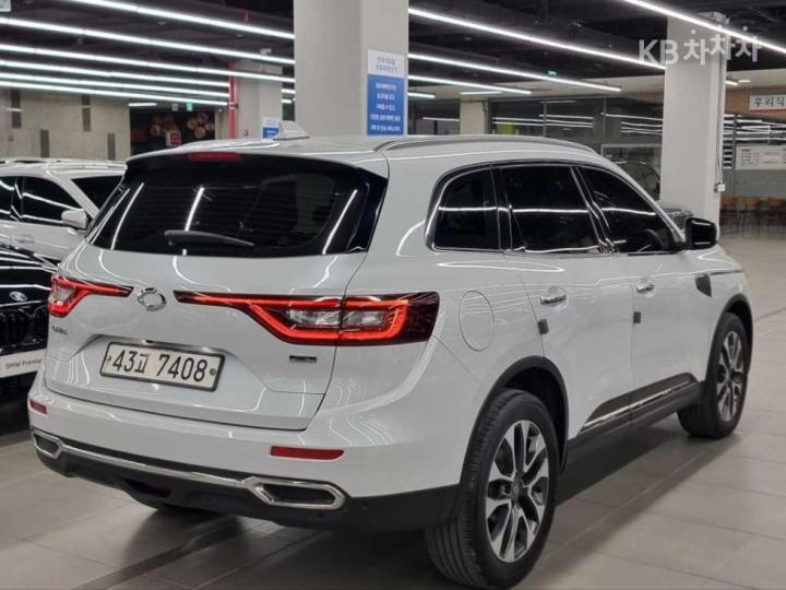 Renault QM6 2.0 2WD RE Signature 6