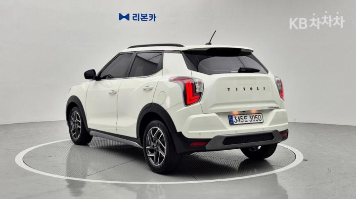 KG Mobility (Ssangyong) Tivoli 1.5 T-GDi V7 7