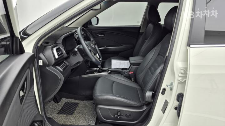 KG Mobility (Ssangyong) Tivoli 1.5 T-GDi V7 8