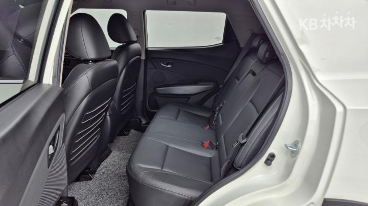 KG Mobility (Ssangyong) Tivoli 1.5 T-GDi V7 9