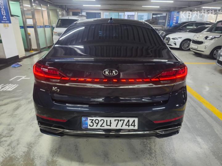 Kia K7 Premier 2.5 GDi X Edition 7