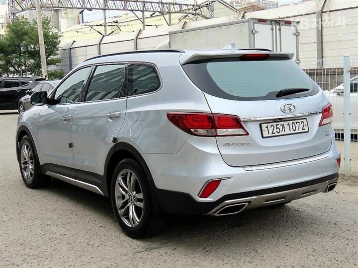 Hyundai Maxcruz Diesel e-VGT R2.2 4WD Finest Edition 4