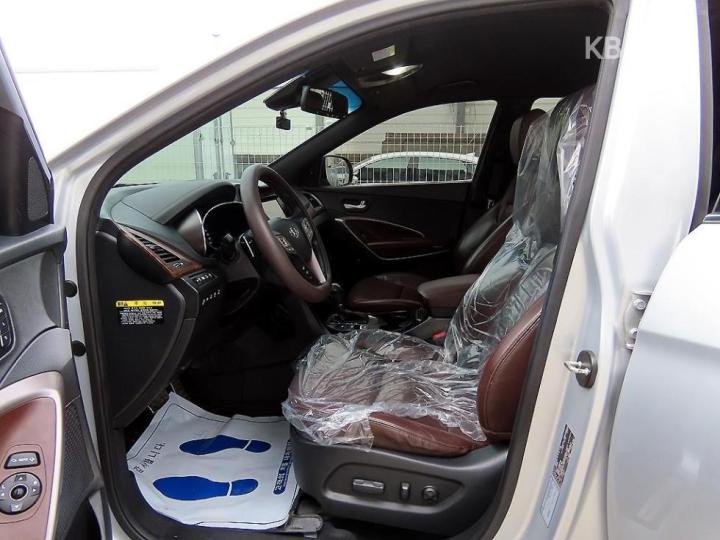 Hyundai Maxcruz Diesel e-VGT R2.2 4WD Finest Edition 6