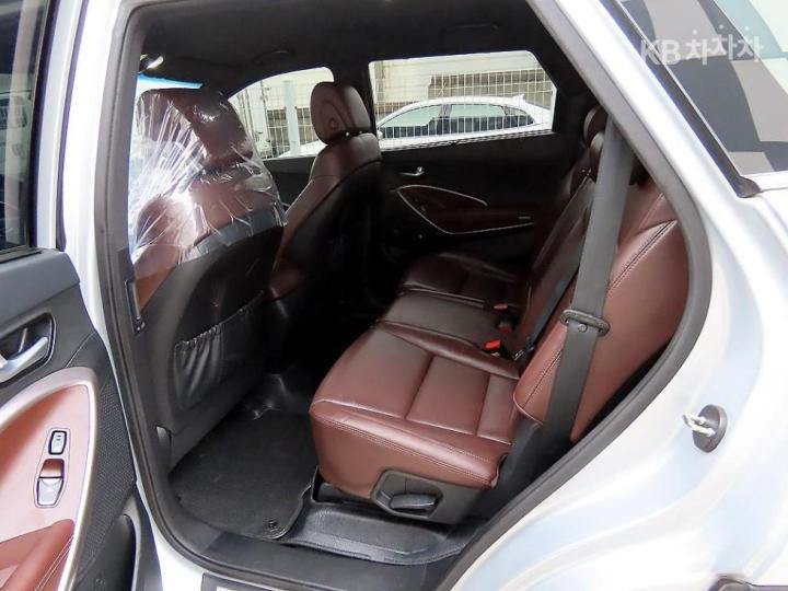 Hyundai Maxcruz Diesel e-VGT R2.2 4WD Finest Edition 7