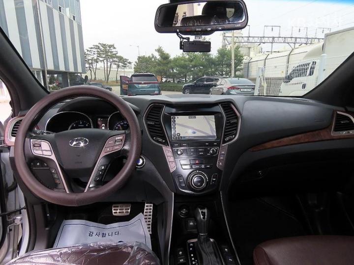 Hyundai Maxcruz Diesel e-VGT R2.2 4WD Finest Edition 8