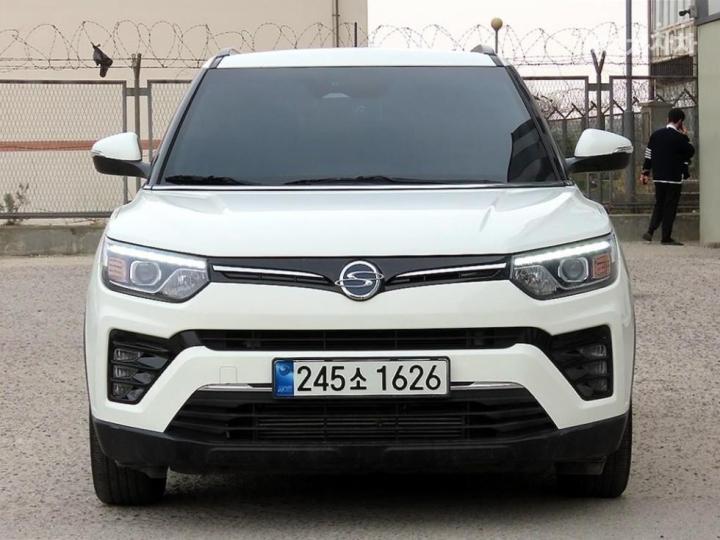 KG Mobility (Ssangyong) Tivoli Gasoline V3 2WD Base Type