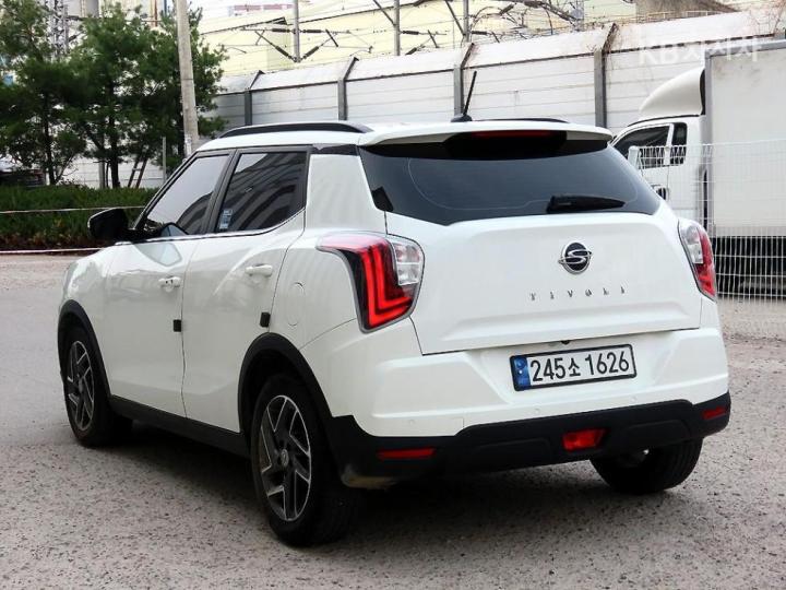 KG Mobility (Ssangyong) Tivoli Gasoline V3 2WD Base Type 4