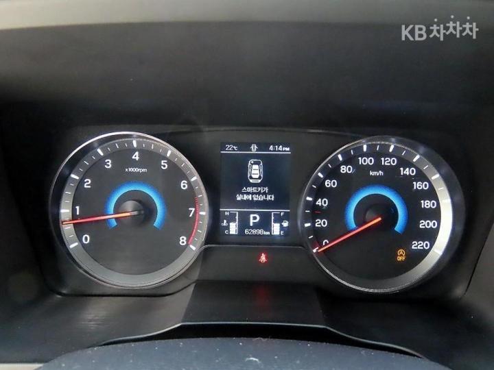 KG Mobility (Ssangyong) Tivoli Gasoline V3 2WD Base Type 10